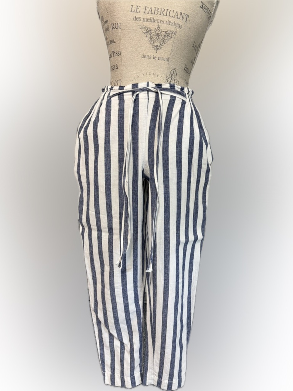 beachlunchlounge Blue and White Striped Casual Pants